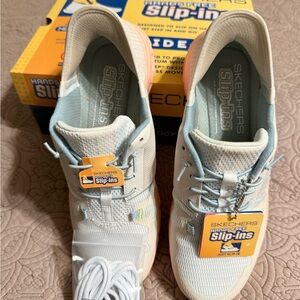 Women’s Skechers Slip-Ins White and Light Blue Shoes air cooled memory foam 8.5